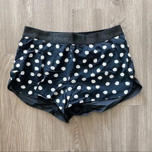 RARE Outdoor Voices Run 2.5 Short